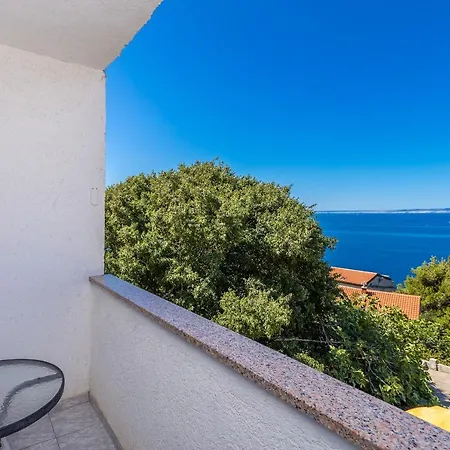 Private Accommodation Stara Baska Exterior photo