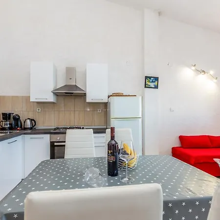Private Accommodation Stara Baska Exterior photo