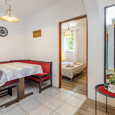 Private Accommodation Stara Baska Exterior photo