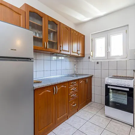 Private Accommodation Stara Baska Exterior photo