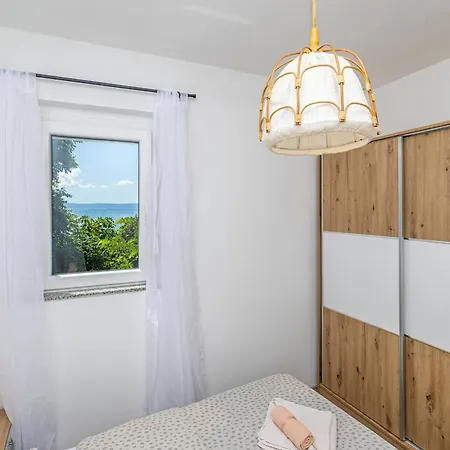Private Accommodation Stara Baska Exterior photo